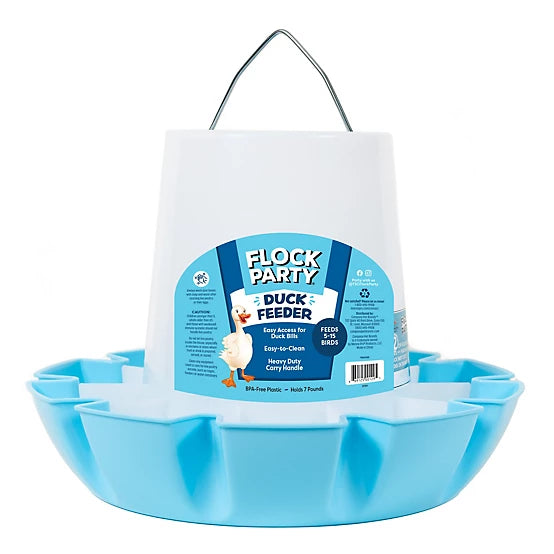 Manna Pro Duck and Goose Feeder-7lb